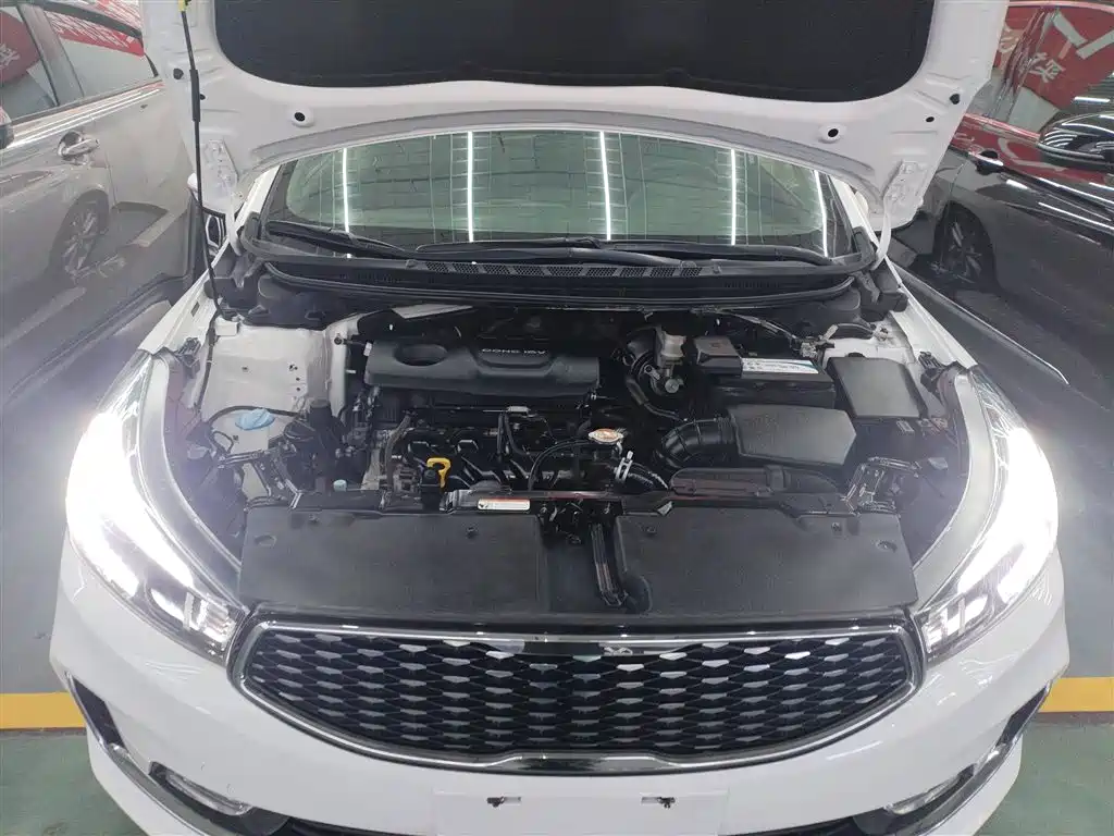 Kia K3 2016 1.6L Automatic GLS фото 16