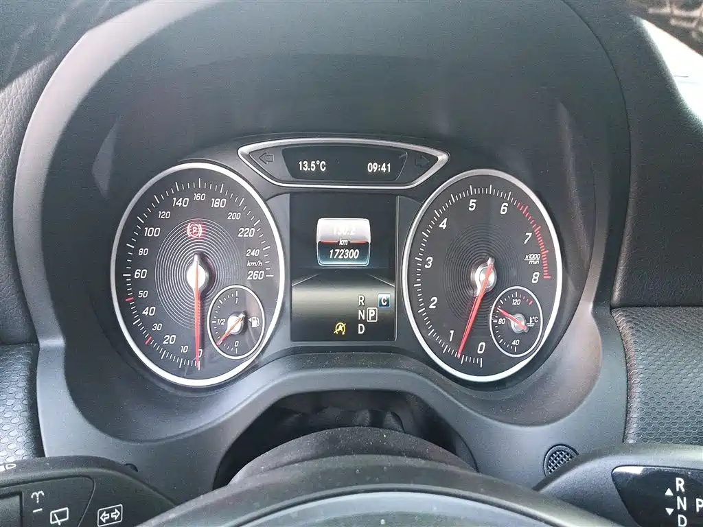 Mercedes-Benz A-Class (Import) 2017 Facelift A 200 Dynamic фото 8