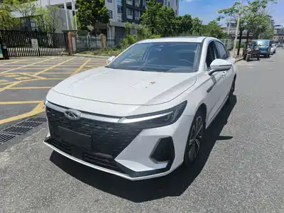 Chery Arrizo 8