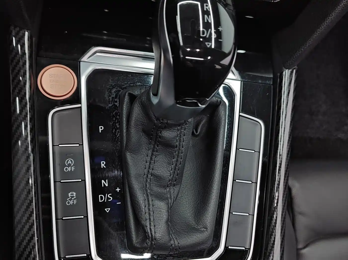 Volkswagen Magotan 2018 330TSI DSG Leading фото 23