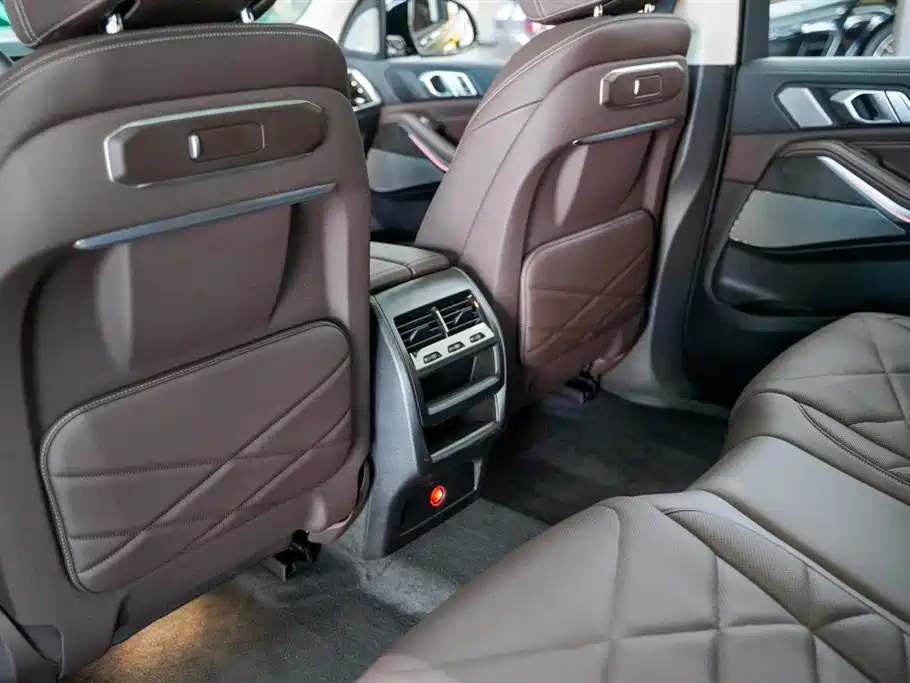 BMW X5 2023 xDrive 30Li Premium M Sport Black Night Package фото 11