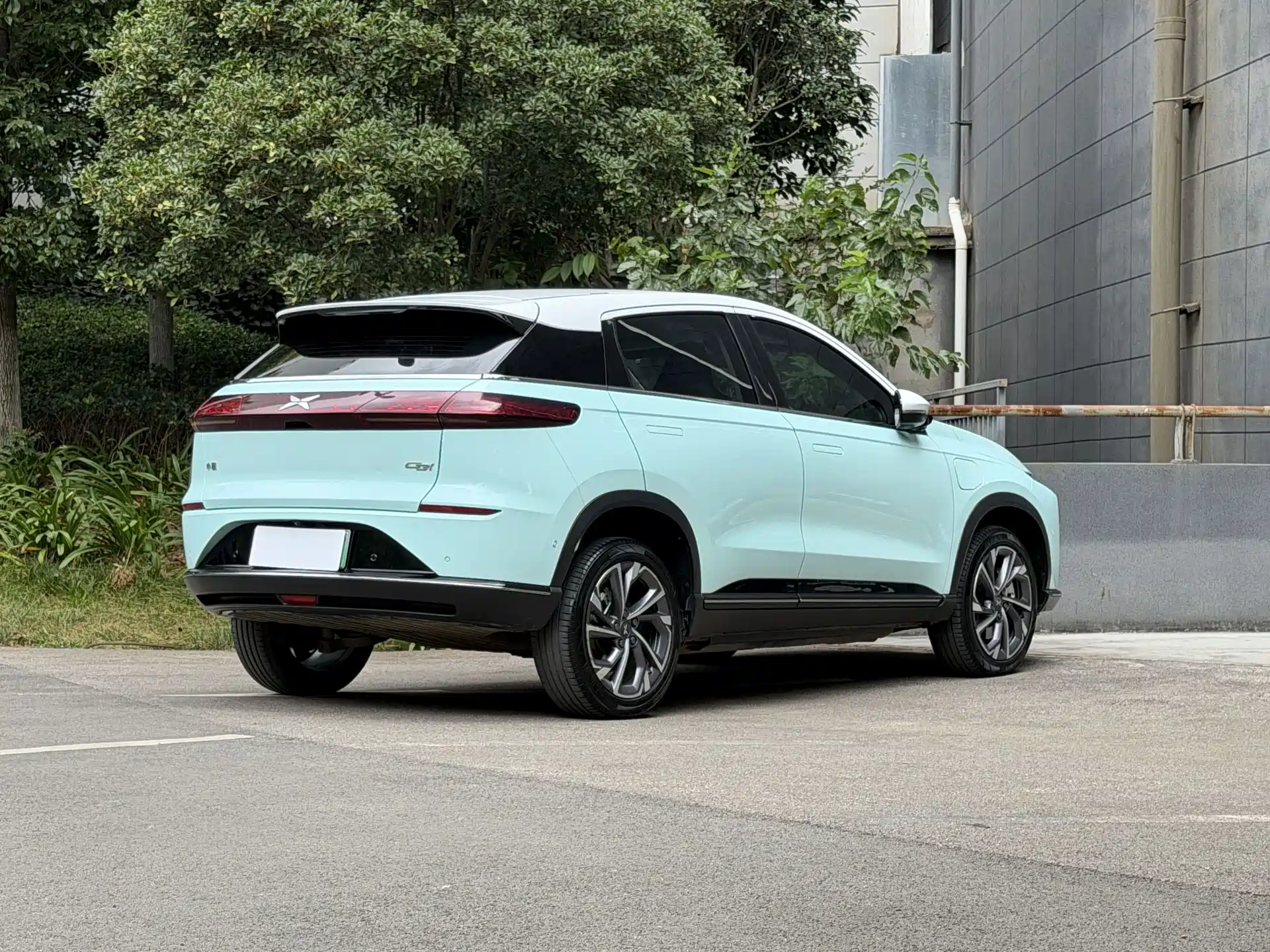 Фото 4 - XPeng G3