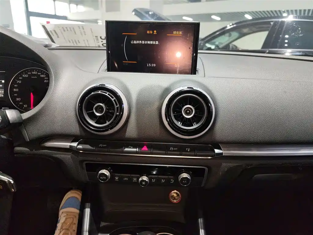 Audi A3 2016 Limousine 35 TFSI Style фото 13