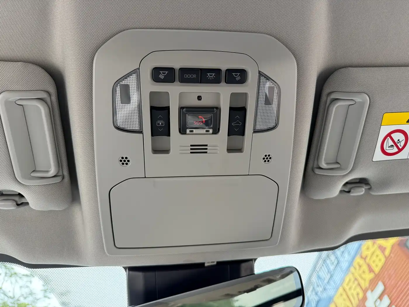 Toyota Highlander 2023 2.5L Smart Hybrid Dual Engine AWD Luxury 7-Seater фото 20