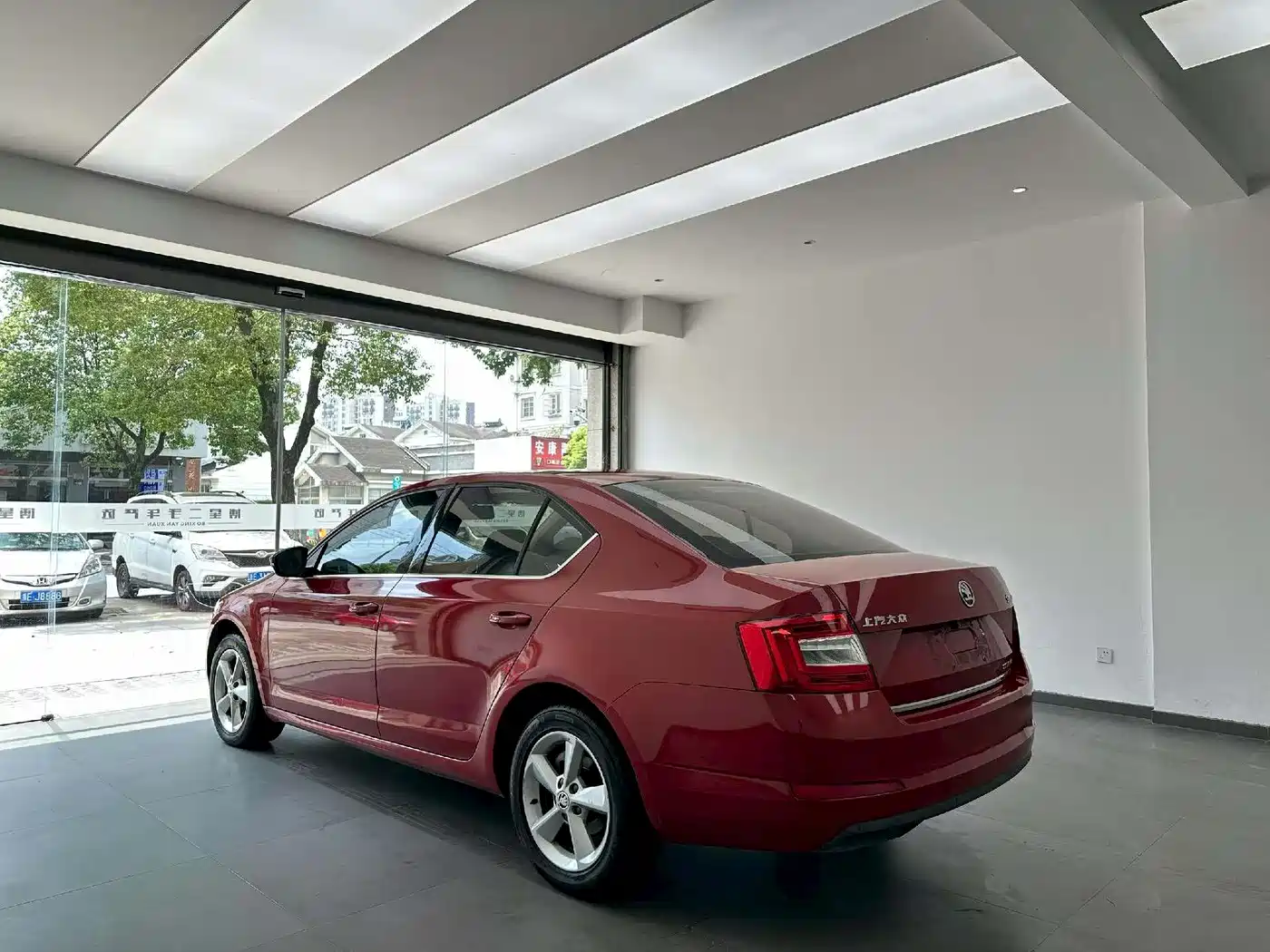 Škoda Octavia 2015 1.6L Automatic逸俊版 фото 7