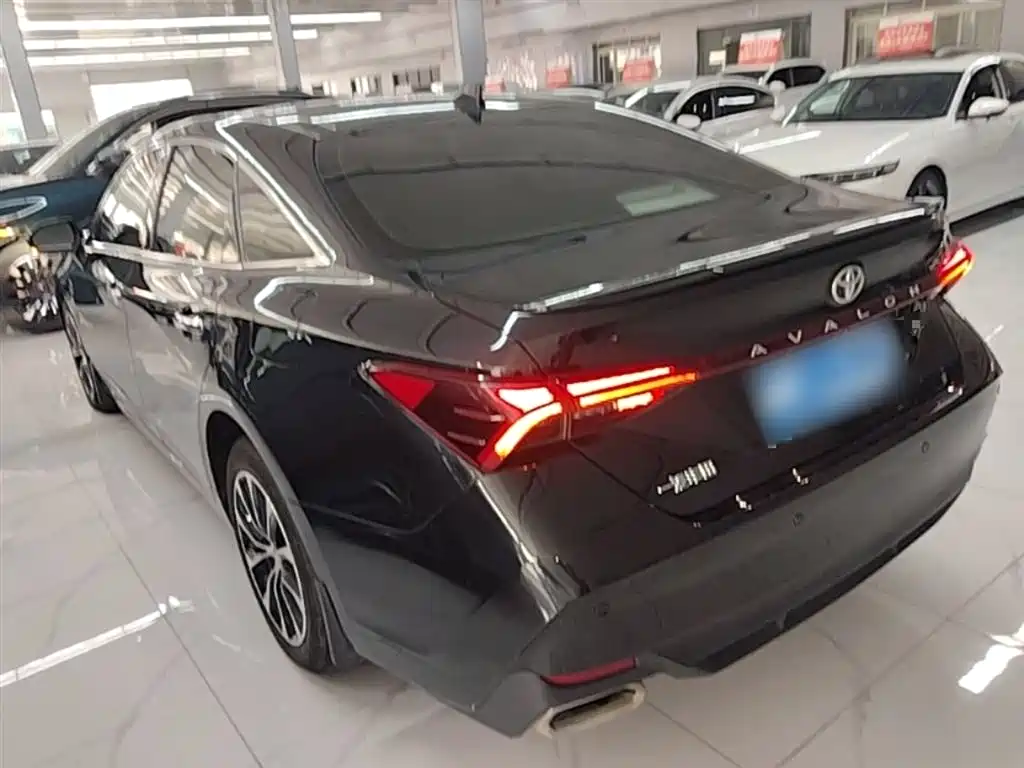 Toyota Avalon 2022 2.5L Progressive Edition фото 5