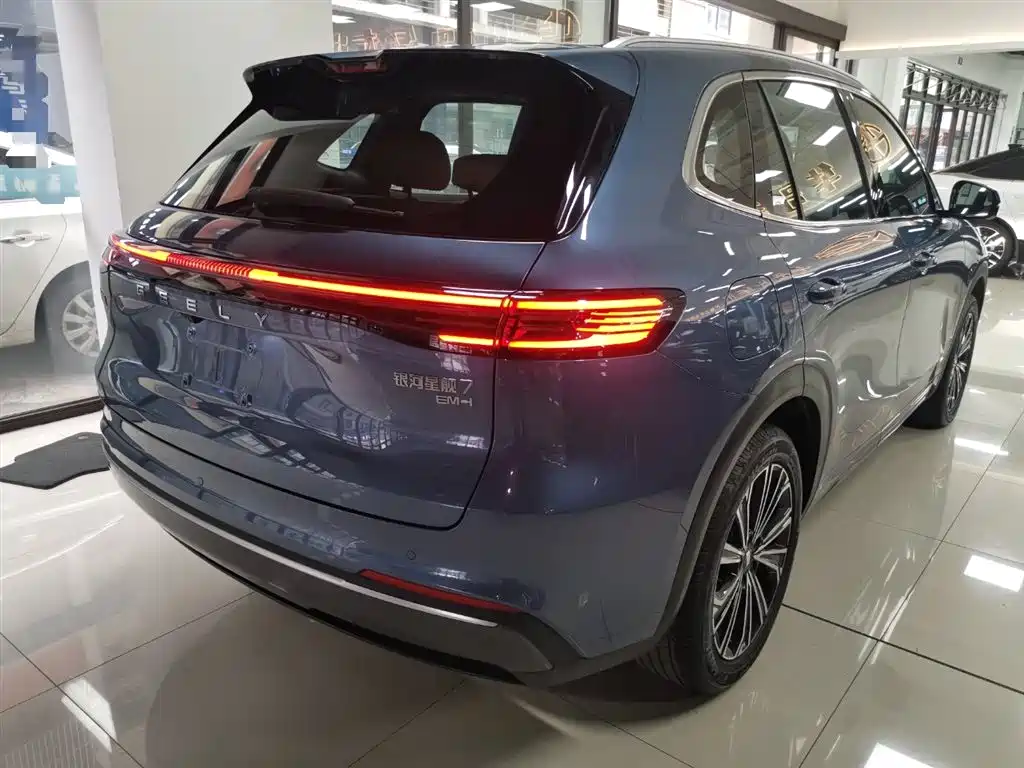 Geely Galaxy Galaxy Starship 7 EM-i 2025 120km Navigation Edition фото 7