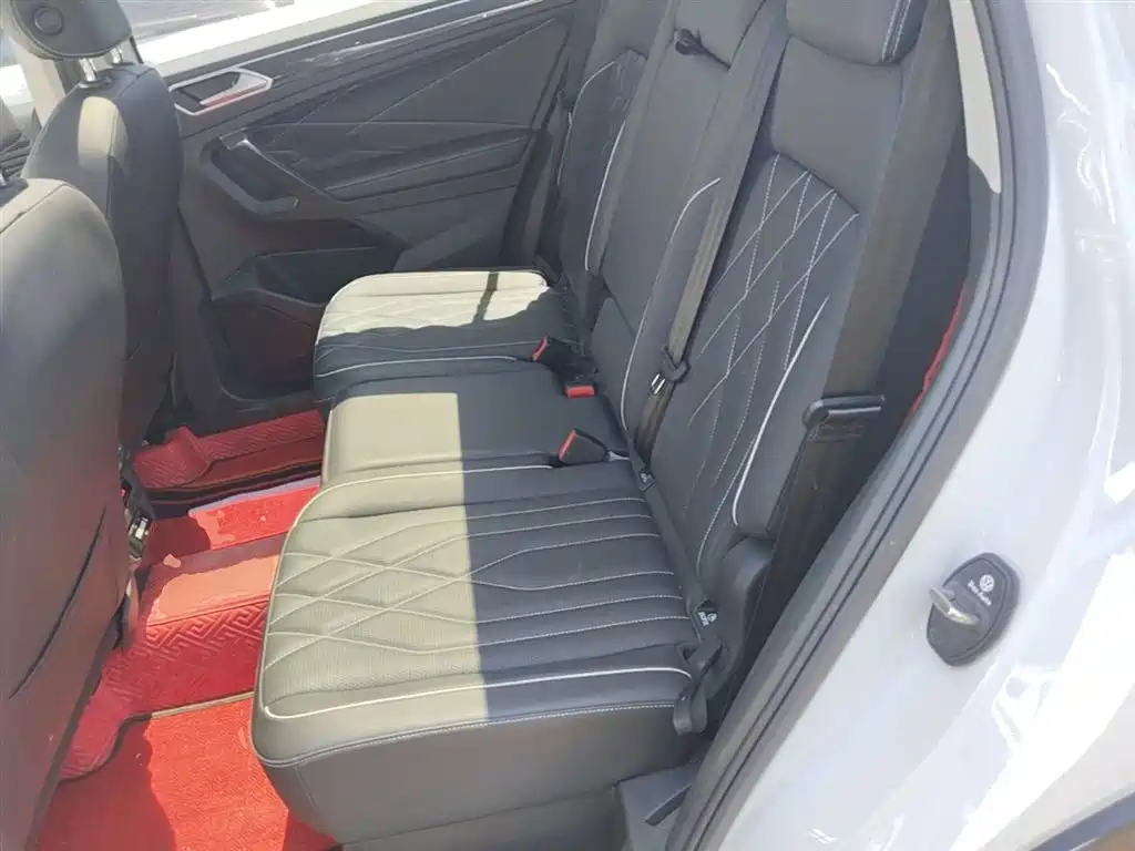 Volkswagen Tiguan L 2023 300TSI Automatic 2WD Smart Enjoyment Edition фото 24