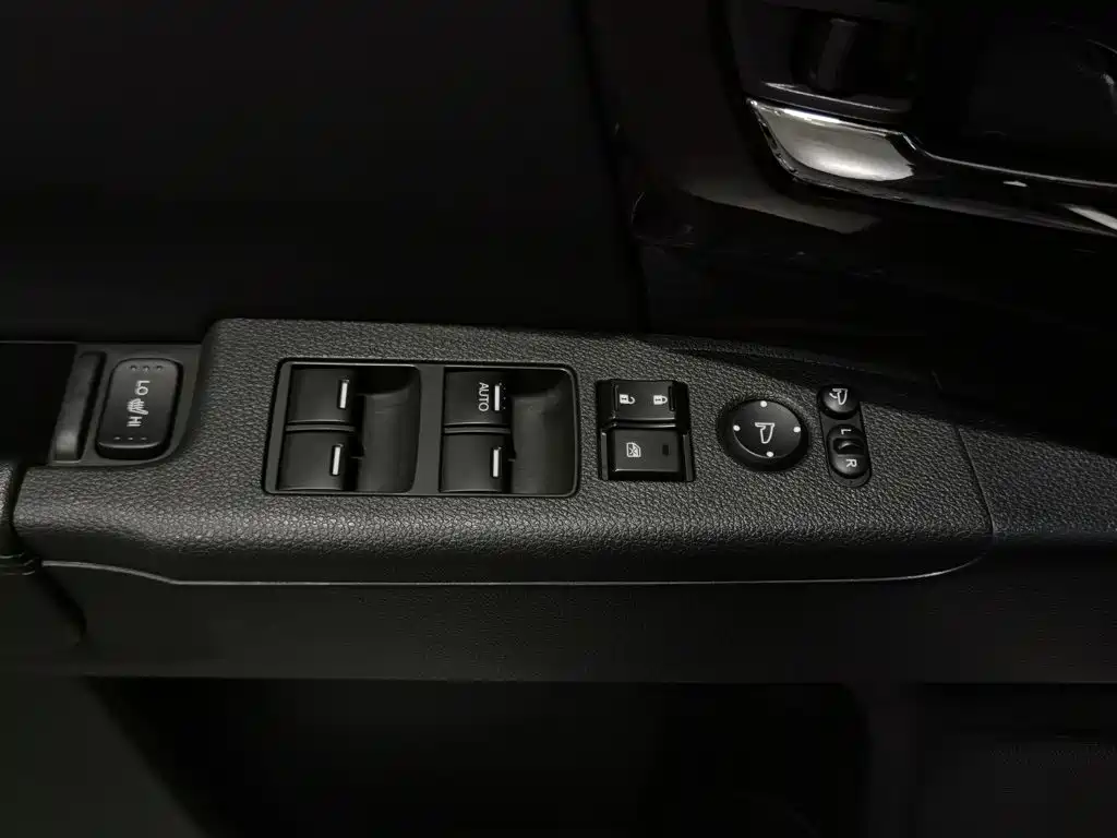 Фото 9 - Honda Odyssey