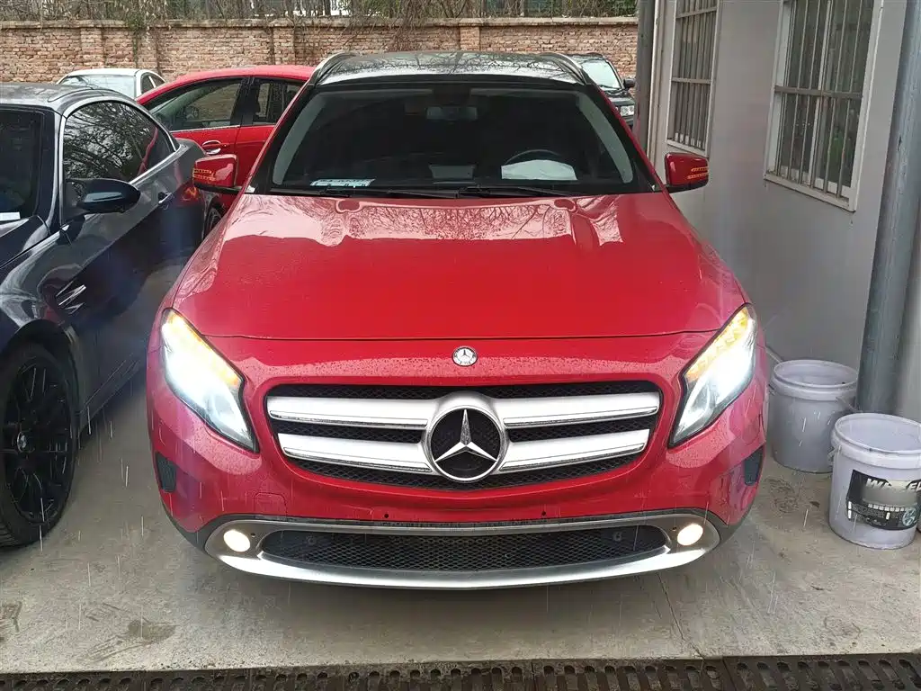Mercedes-Benz GLA 2015 GLA 200 Fashion фото 3