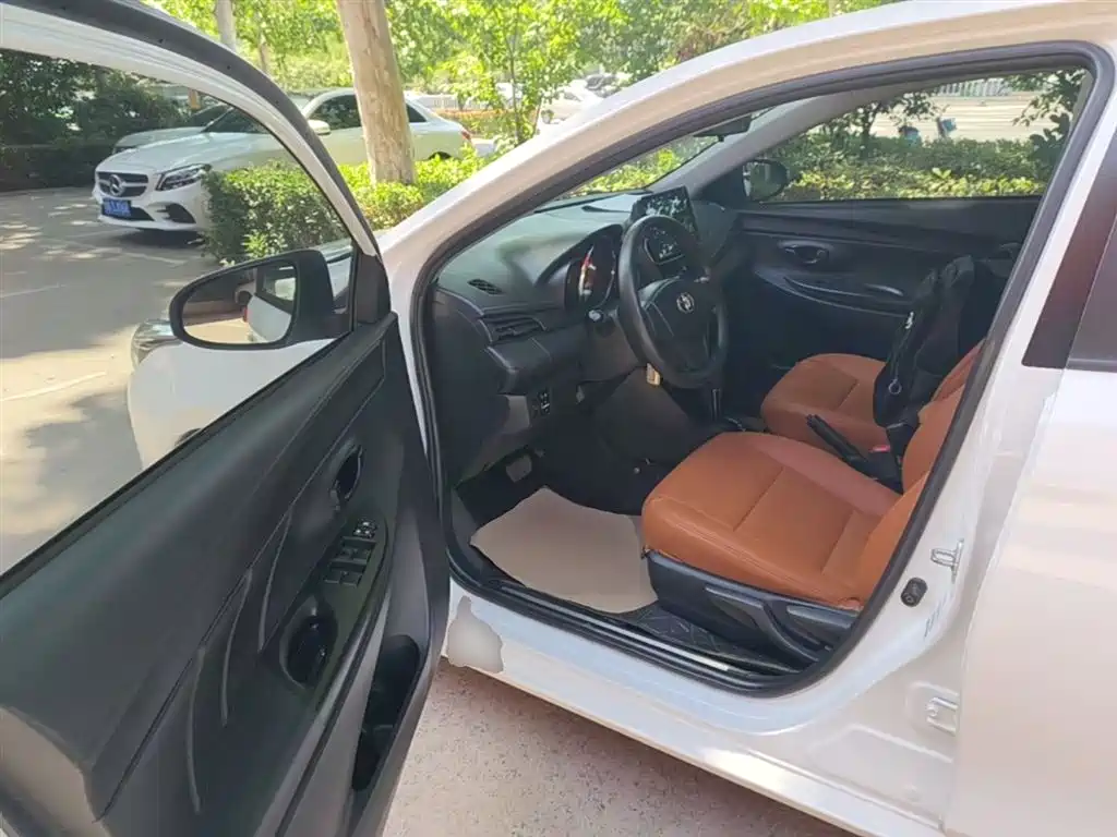 Toyota YARiS L Zhi Xuan 2021 1.5L CVT Leading Edition фото 16