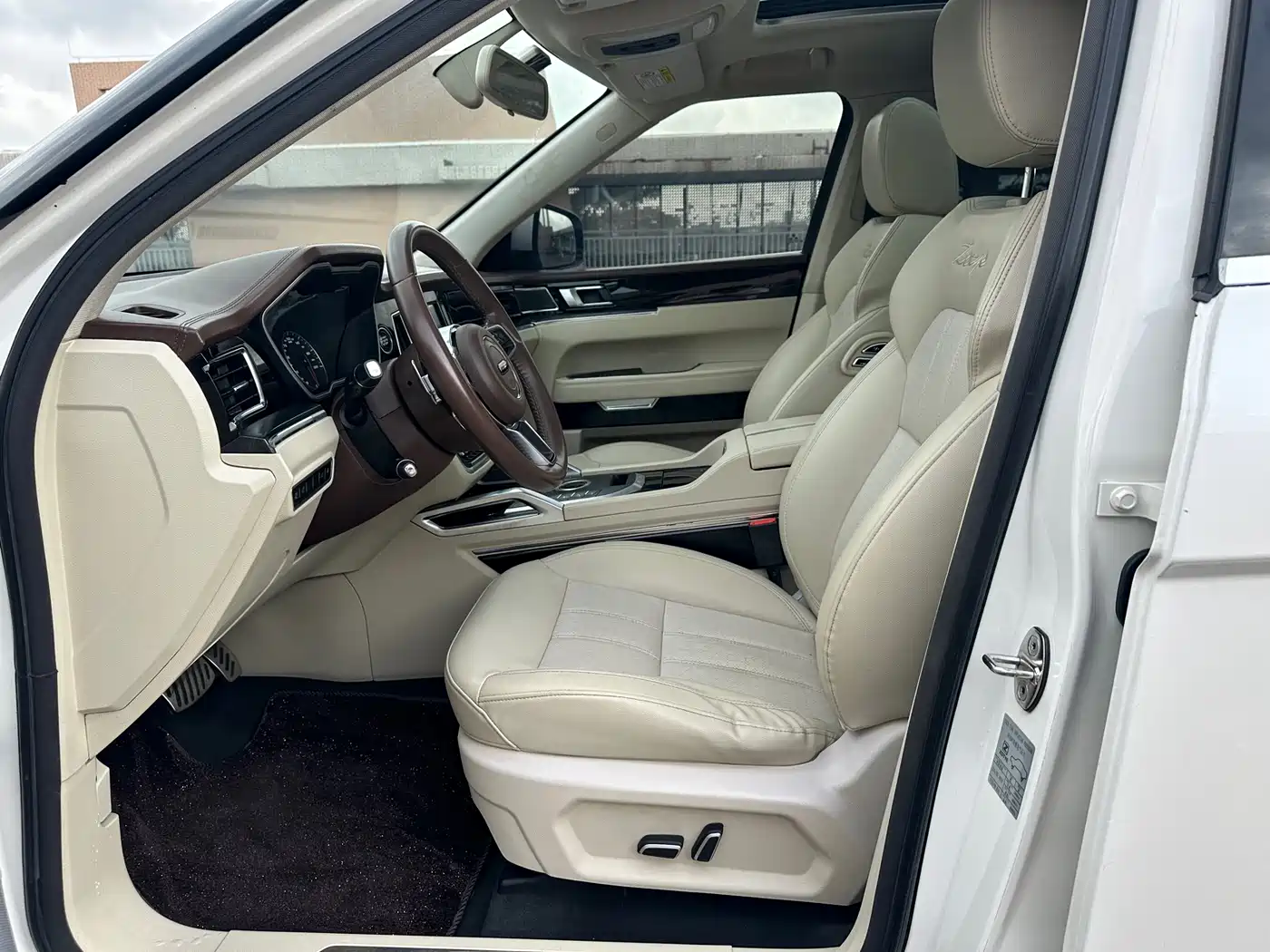 Zotye T700 2017 2017 1.8T DCT Premium