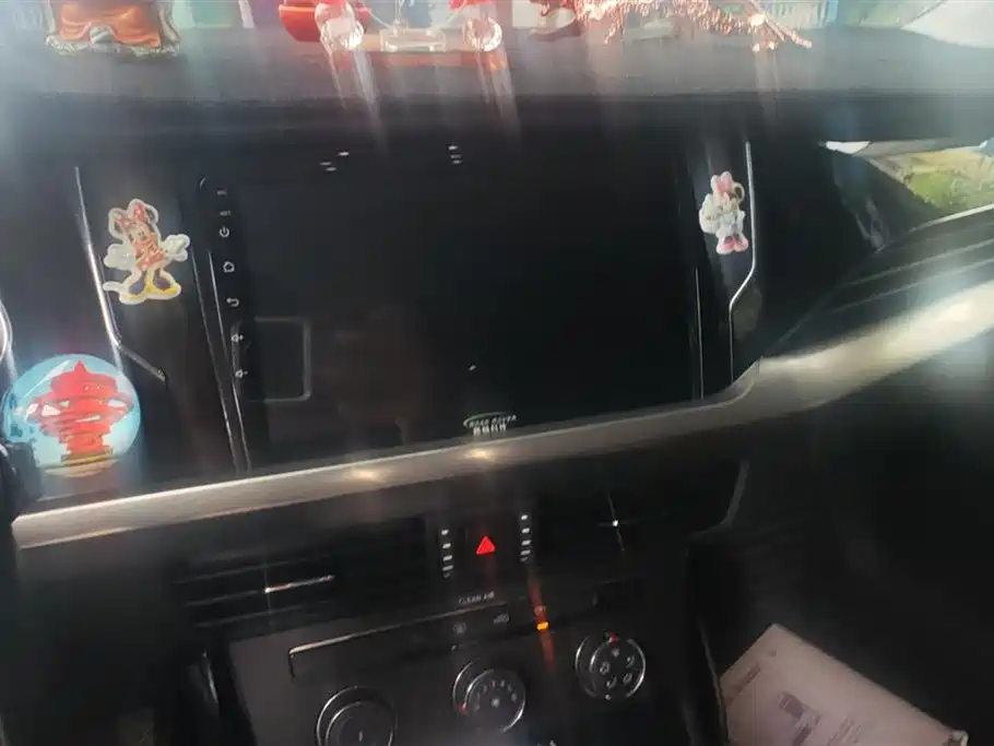 Volkswagen Passat 2019 Model 280TSI Business Edition China VI фото 13