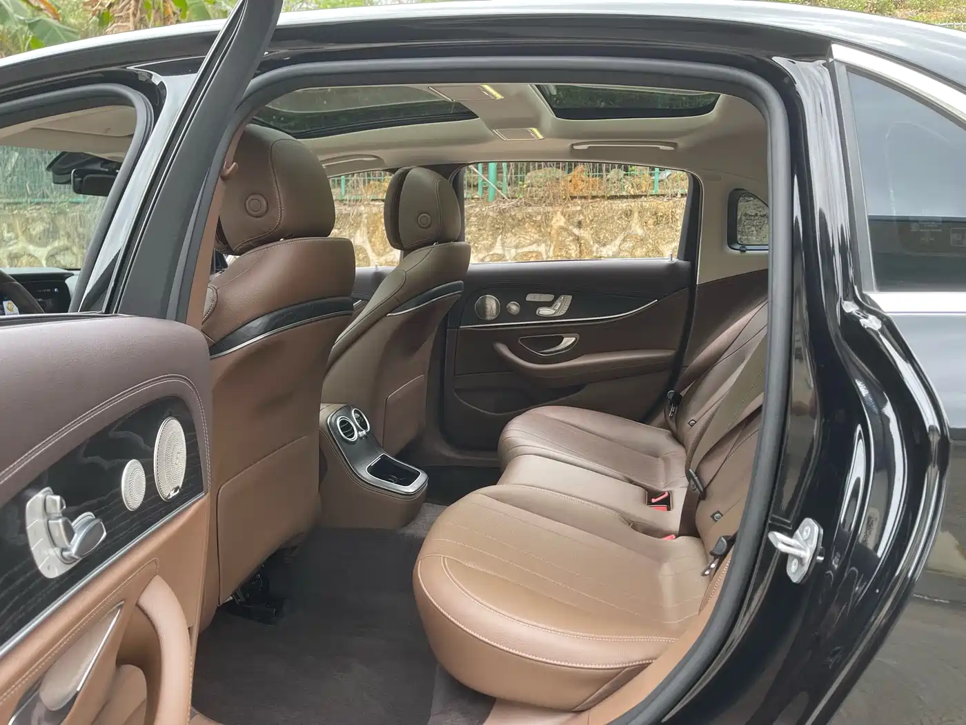 Mercedes-Benz E-Class 2022 Facelift III E 300 L Luxury фото 6