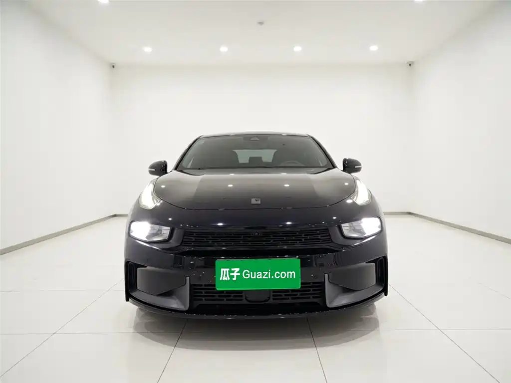 Lynk & Co 03 2021 2.0TD Auto Jin Champion Edition фото 3