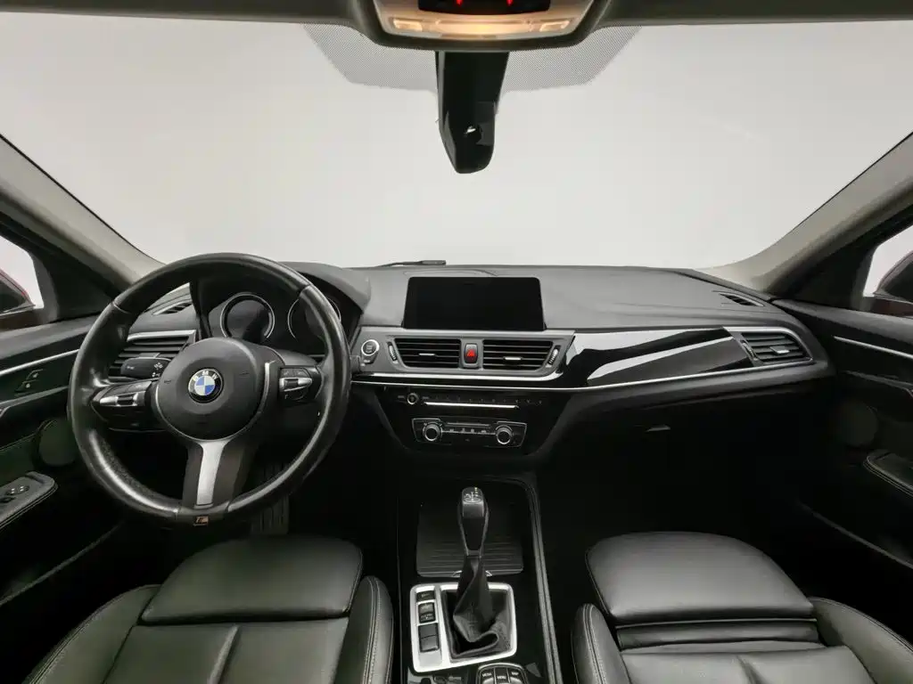 صورة 5 - BMW 1 Series