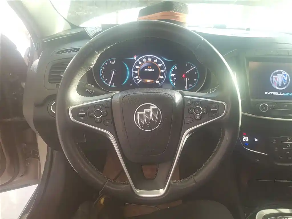 Buick Regal 2015 1.6T Elite Tech Edition фото 11