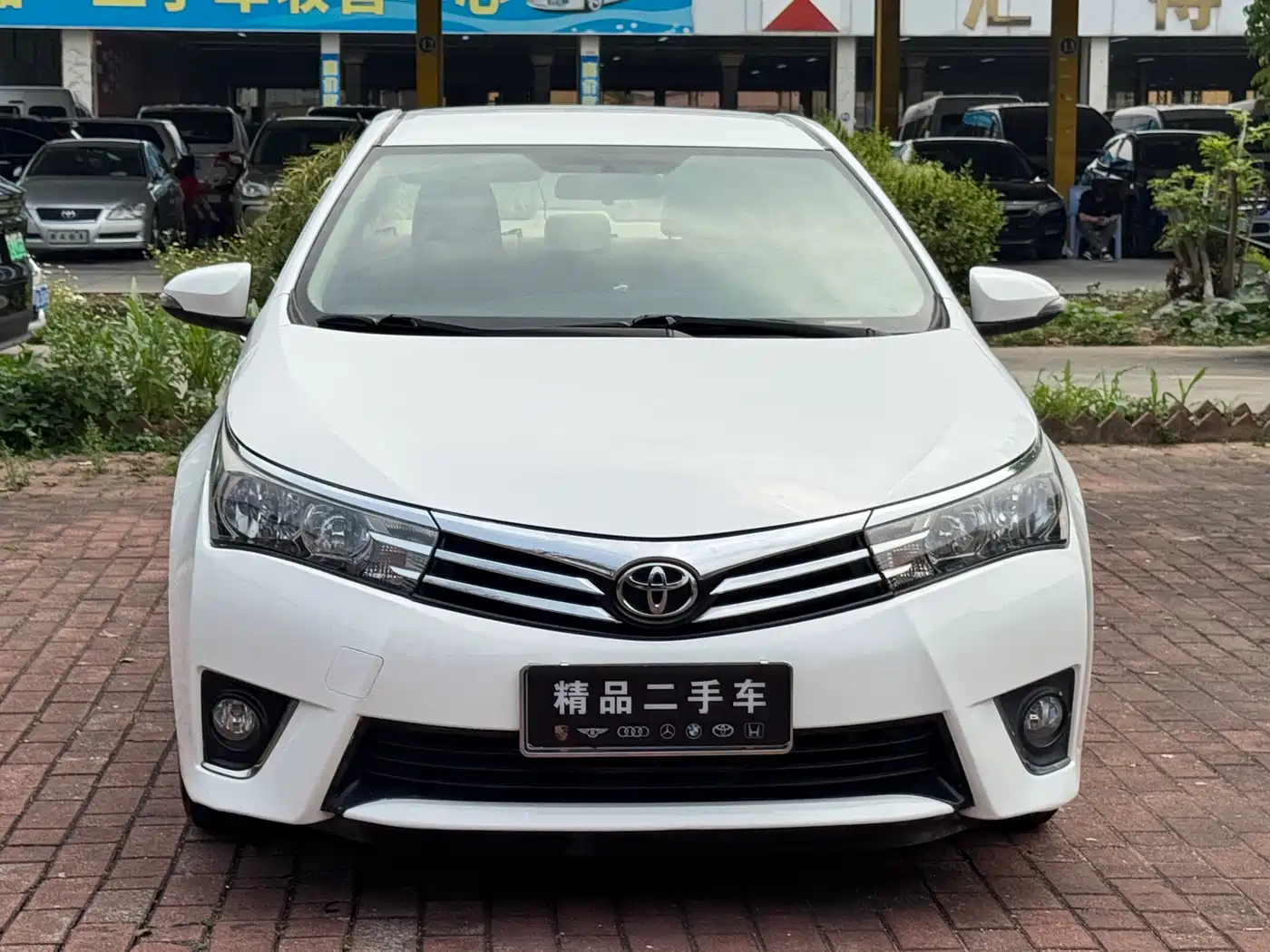 Toyota Corolla 2017 1.2T CVT GL фото 3