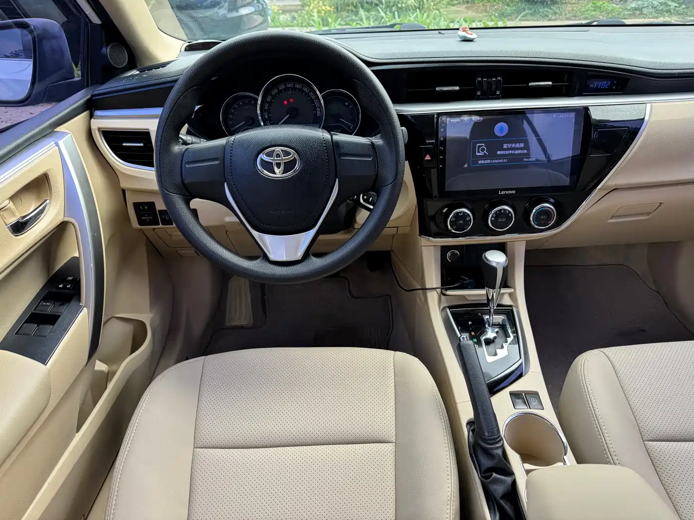 Toyota Corolla 2017 1.2T CVT GL фото 7