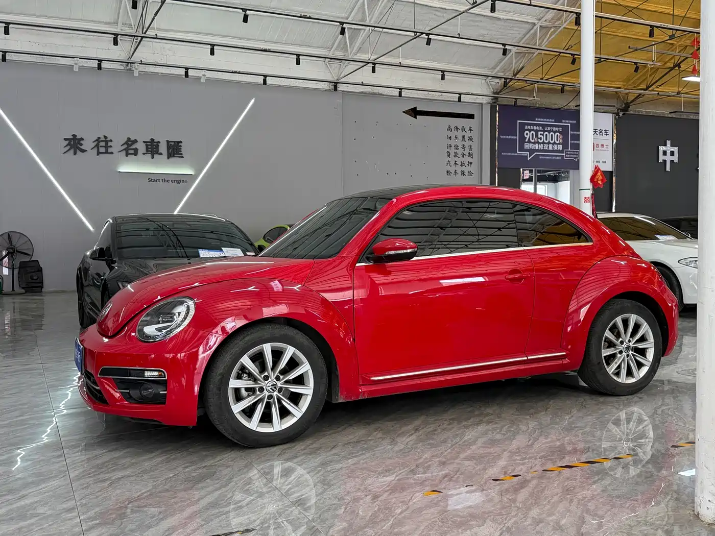 Volkswagen Beetle 2018 180TSI Trend Joy Edition фото 3
