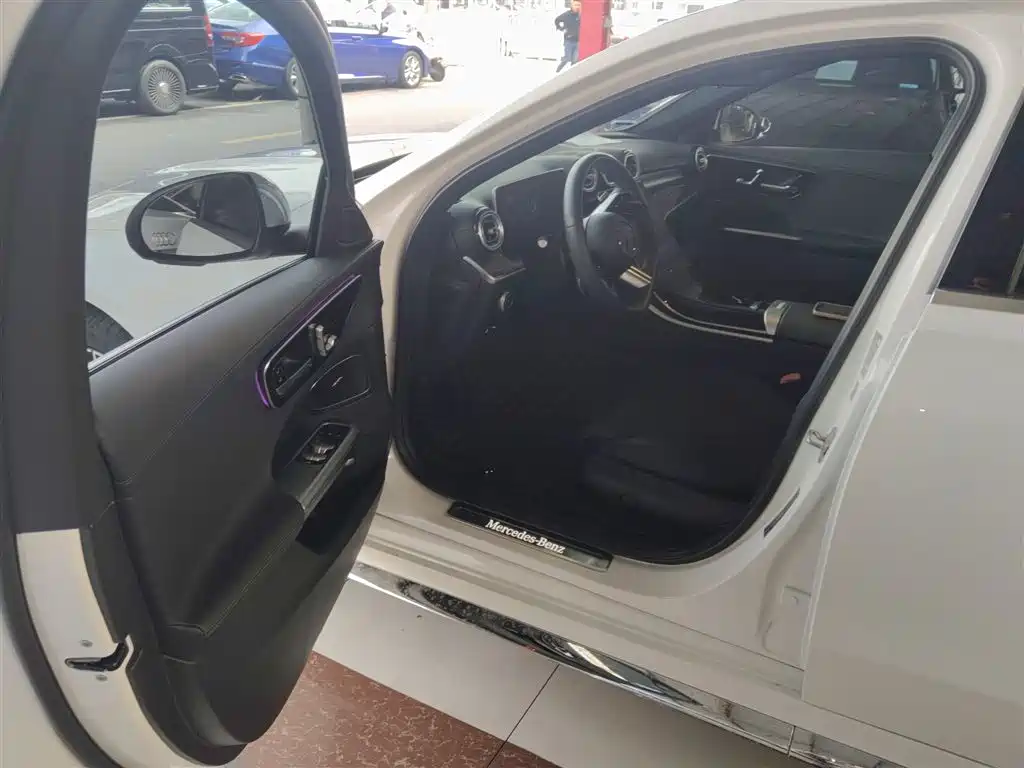 Mercedes-Benz C-Class 2024 Facelift C 260 L Sport фото 12