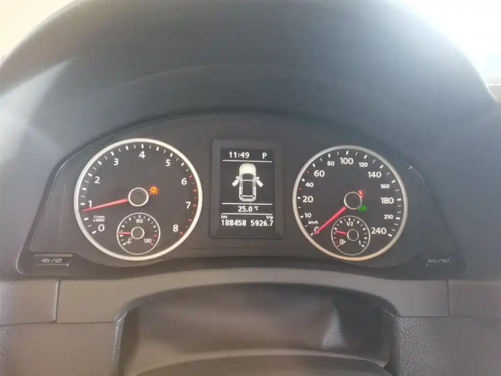 Volkswagen Tiguan 2016 280TSI Automatic 2WD Silk Road Comfort фото 12