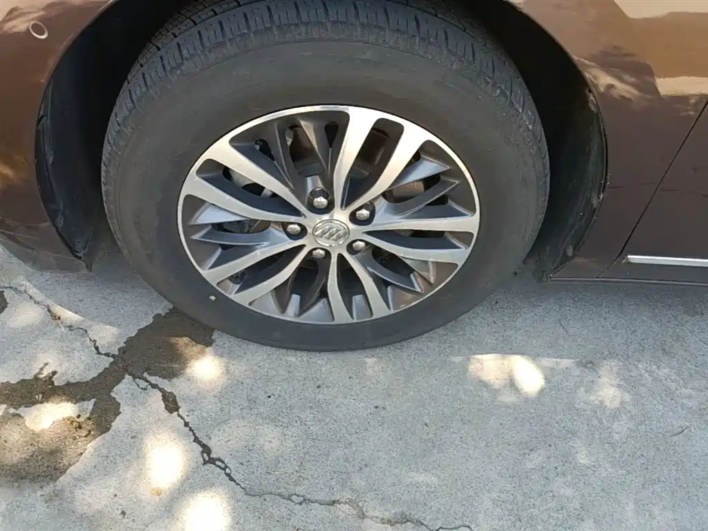 Buick GL8 2017 ES 28T Flagship China V фото 23