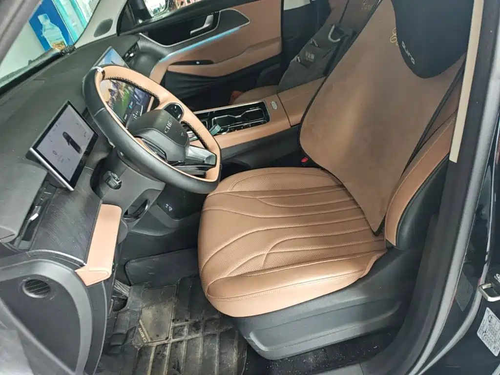 Chery Tiggo 8L 2025 2024 Model 2.0T 2WD Comfort 5-Seater