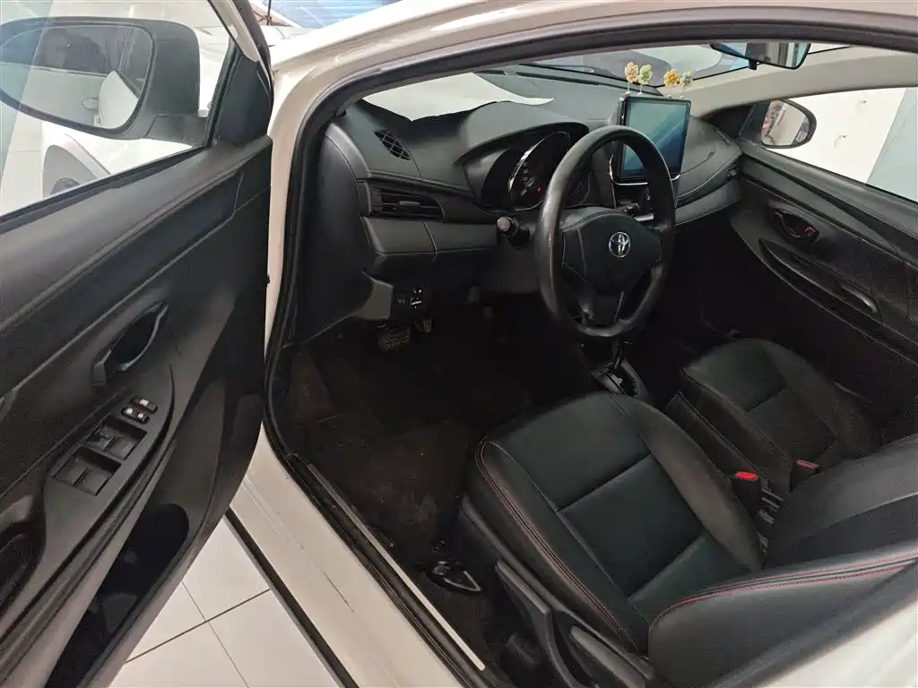 Toyota YARiS L Zhi Xuan 2020 Zhi Xuan X 1.5L CVT Leading фото 12