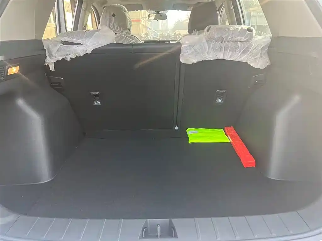 GEELY AUTOMOBILE BINYUE