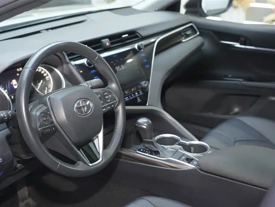 Toyota Camry 2019 2.0G Luxury Edition China VI фото 6