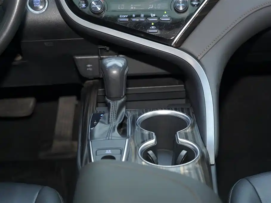 Toyota Camry 2019 2.0G Luxury Edition China VI фото 13