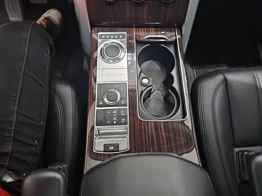 Land Rover Range Rover 2015 3.0 SC V6 Vogue фото 19