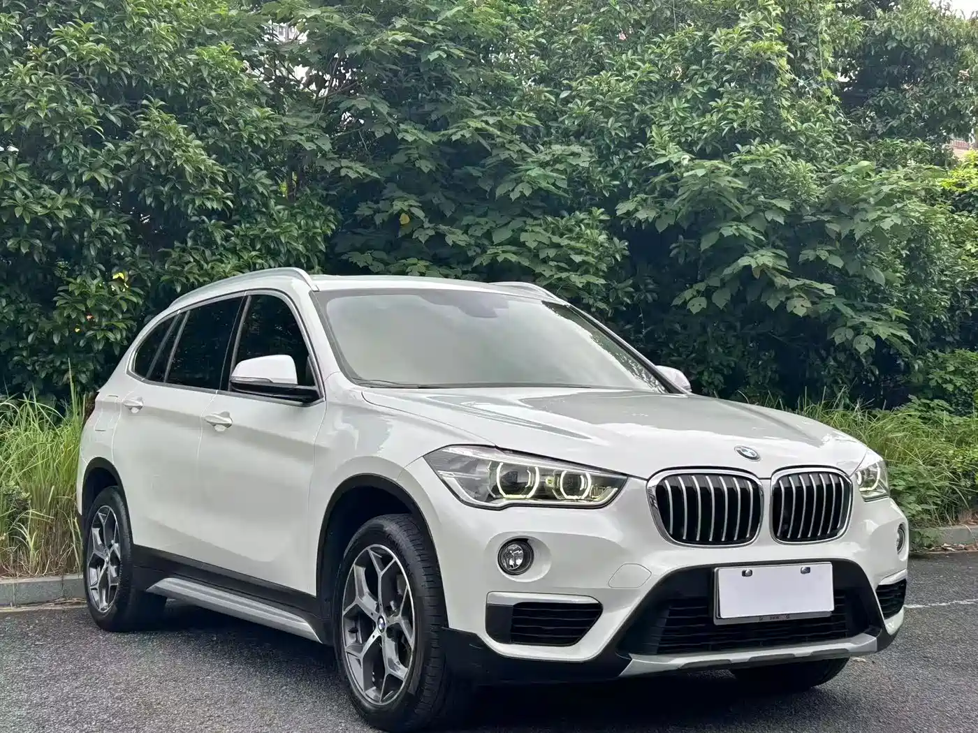 BMW X1 2019 sDrive18Li Premium Model фото 2