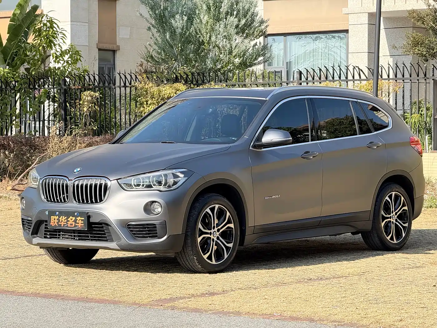 BMW X1 2018 sDrive20Li Leading Model фото 2
