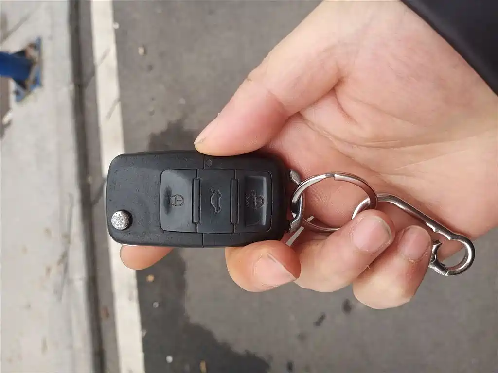 Škoda Rapid 2015 1.6L Automatic Smart Selection фото 9