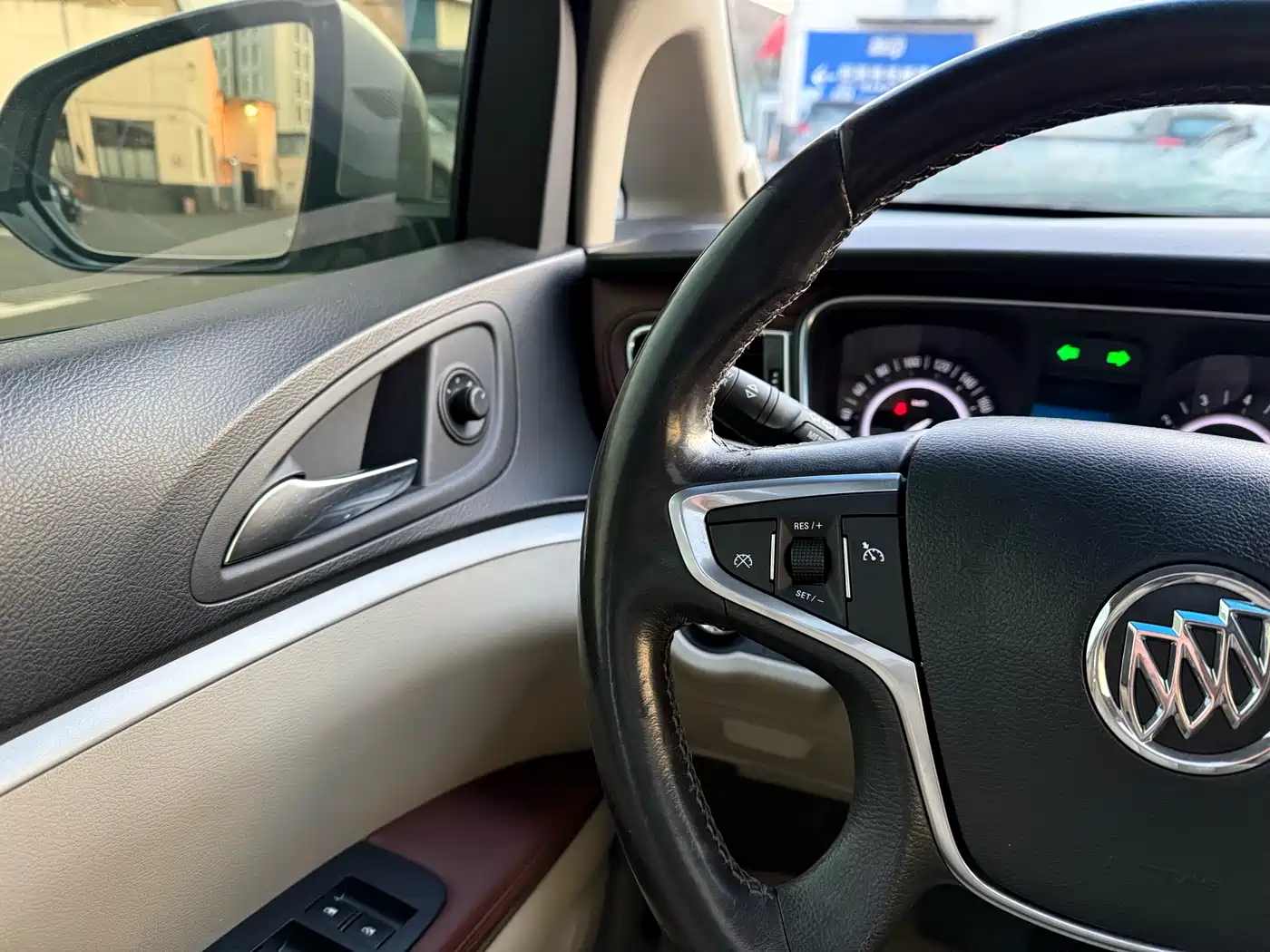 Buick GL8 2018 28T Luxury Model China VI фото 8