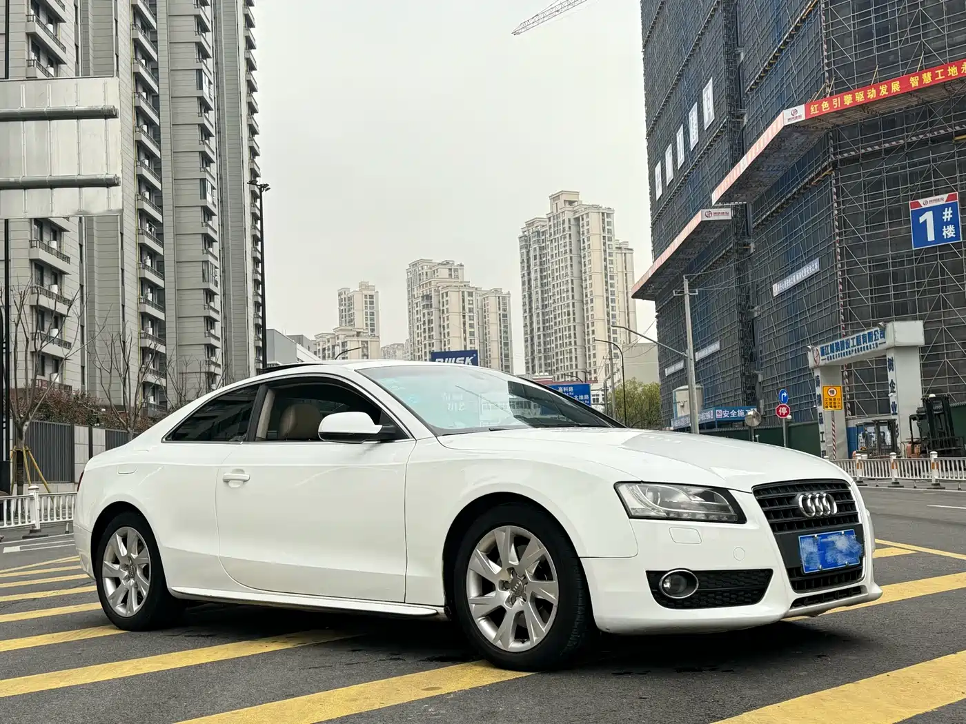 Audi A5 (Import) 2009 2.0TFSI coupe фото 3