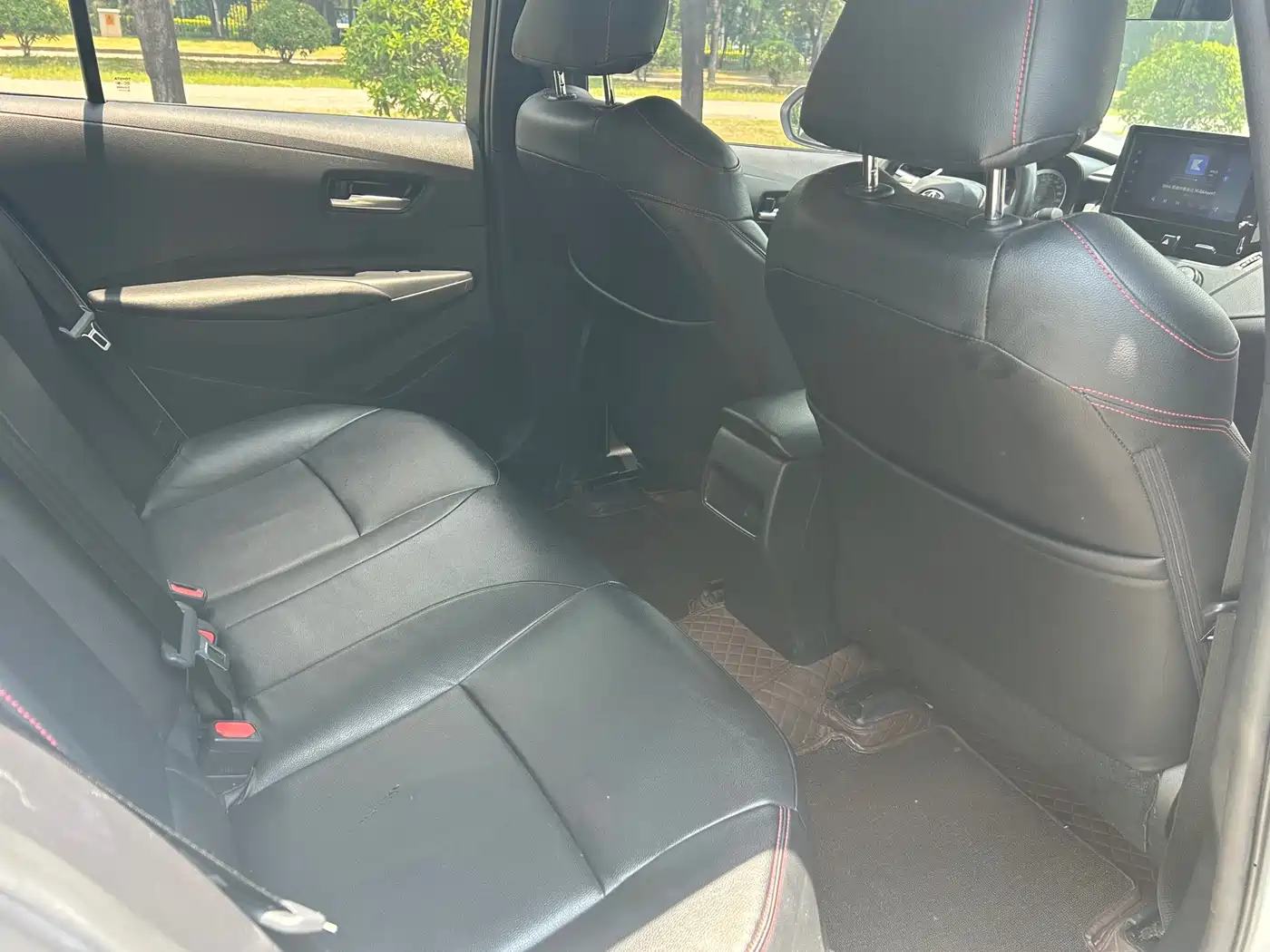 Toyota Corolla 2023 1.2T Pioneer Edition фото 11