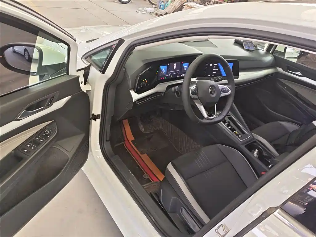 Volkswagen Golf 2021 280TSI DSG Pro фото 12