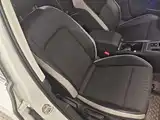 Фото 20 - Volkswagen Golf