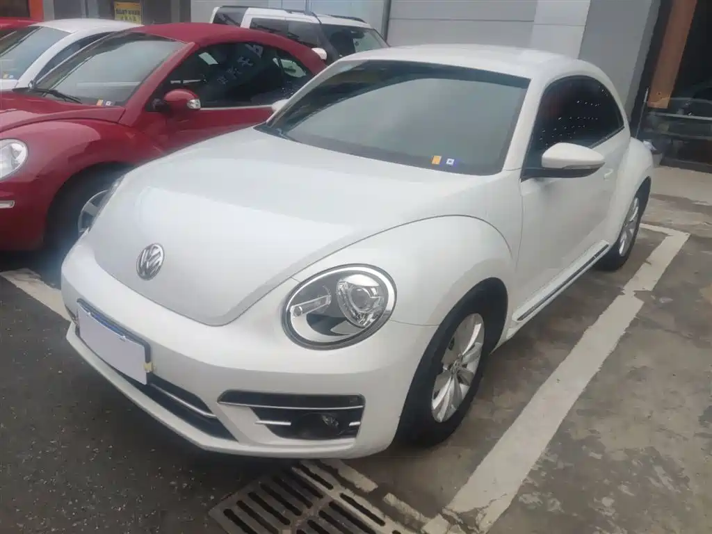 Volkswagen Beetle 2018 180TSI Easy Joy Edition фото 2