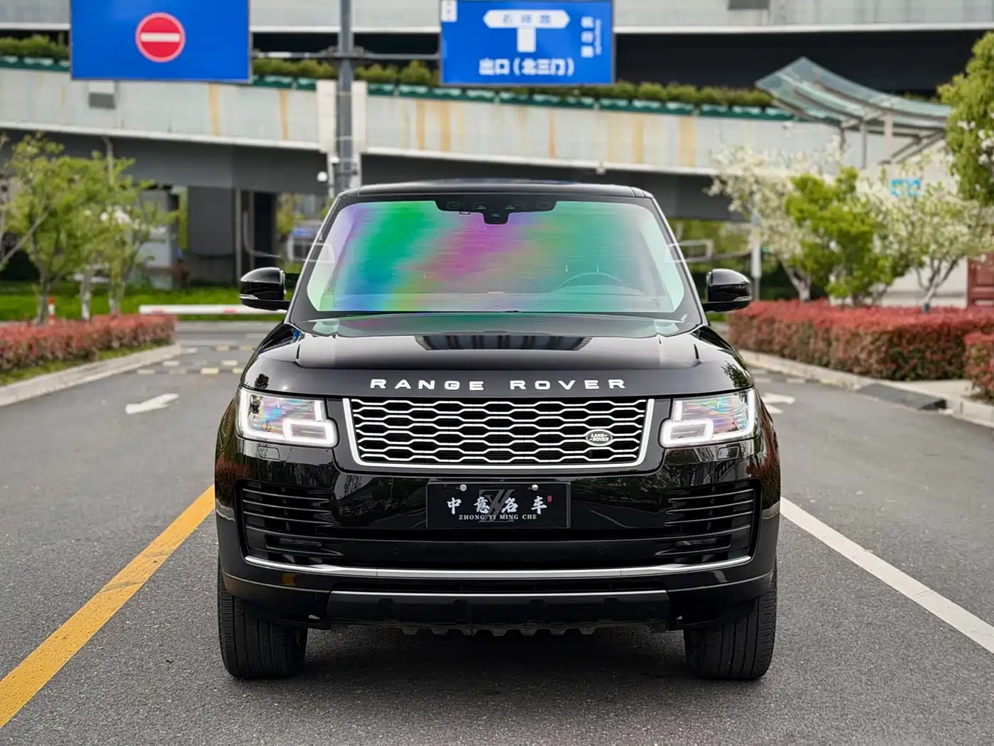 Land Rover Range Rover 2019 3.0 SCV6 Heritage Edition фото 2