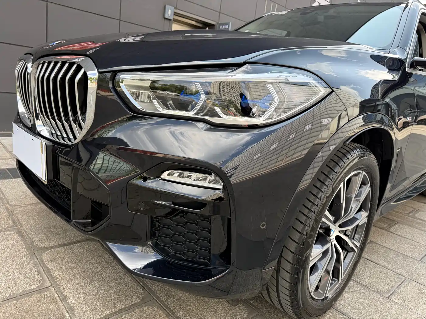 BMW X5 (Import) 2020 xDrive40i M Sport Package фото 13
