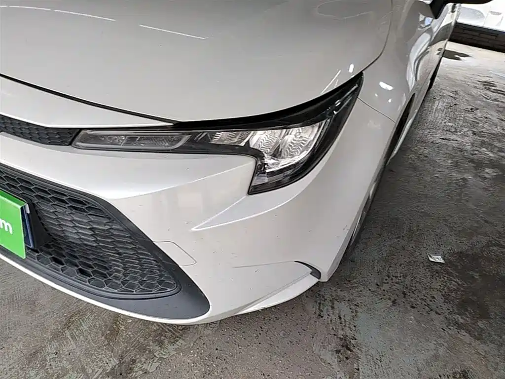 Toyota Levin 2021 185T CVT Progressive Edition фото 24