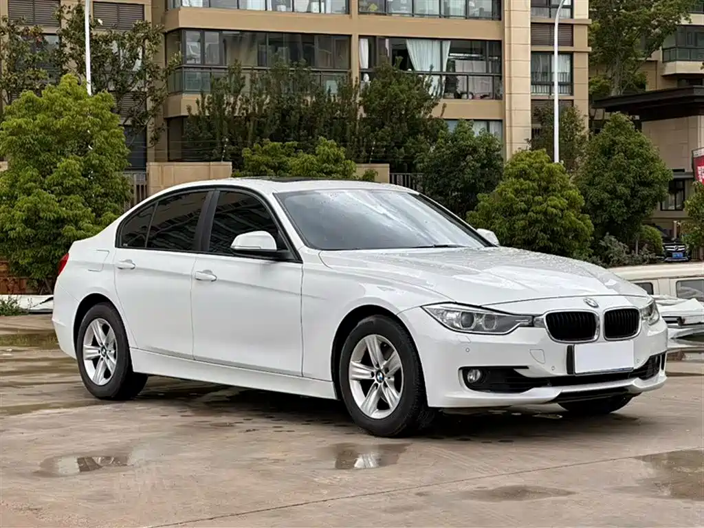 BMW 3 Series 2015 320i Fashion фото 7
