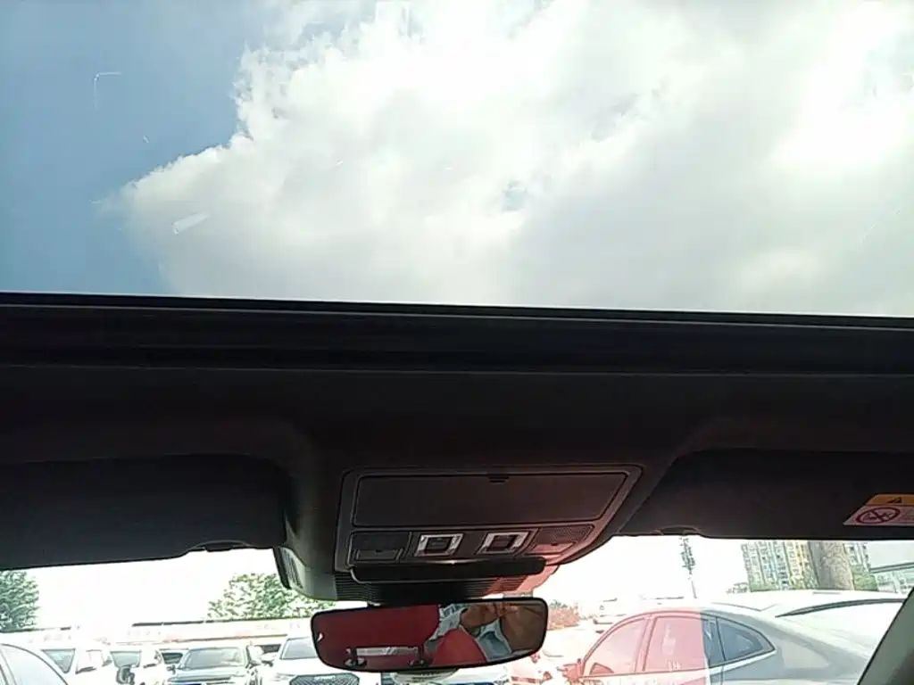 Jaguar XEL 2024 2024 Model 2.0T 250PS R-DYNAMIC S Gloss Black Sport Edition