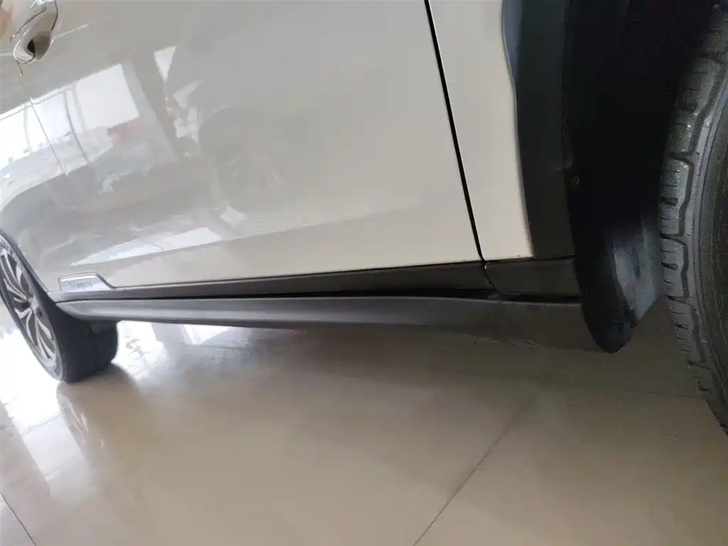 GAC Trumpchi Trumpchi GS8 2017 320T 2WD Luxury Smart Connect (7-seater) фото 21