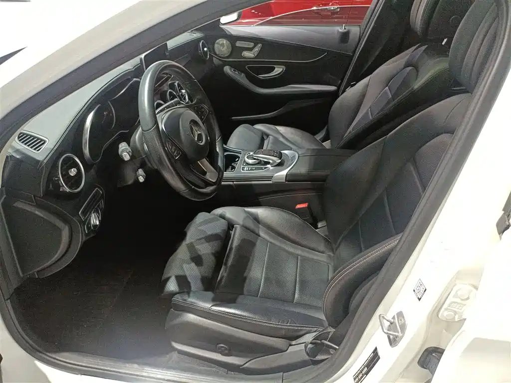 Mercedes-Benz C-Class 2017 Facelift C 200 L Sport Edition фото 15