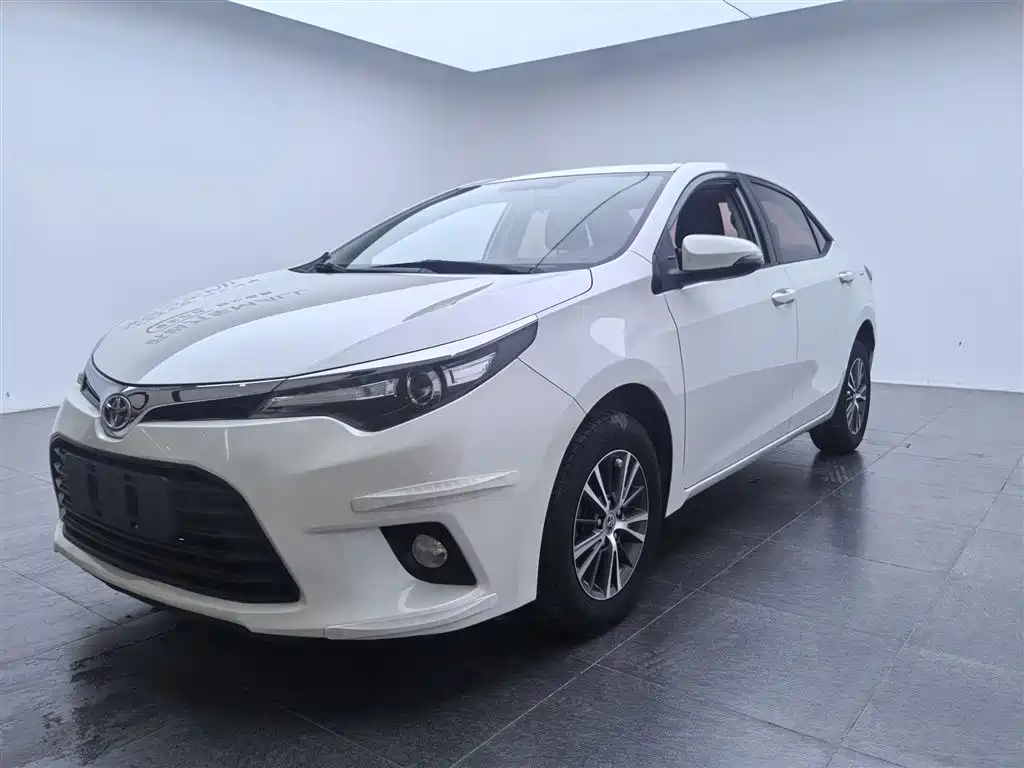 Toyota Levin 2014 1.8GS CVT Elite Edition фото 2